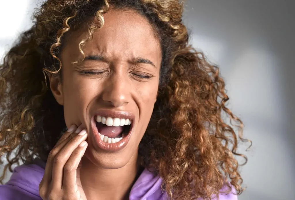 When to See a Dentist for Persistent Tooth Pain and Sensitivity Hove
